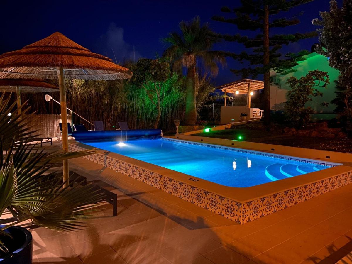 Villa Yvonne,Private Pool,Private Parking 1,7 Km From The Beatch Albufeira Ngoại thất bức ảnh