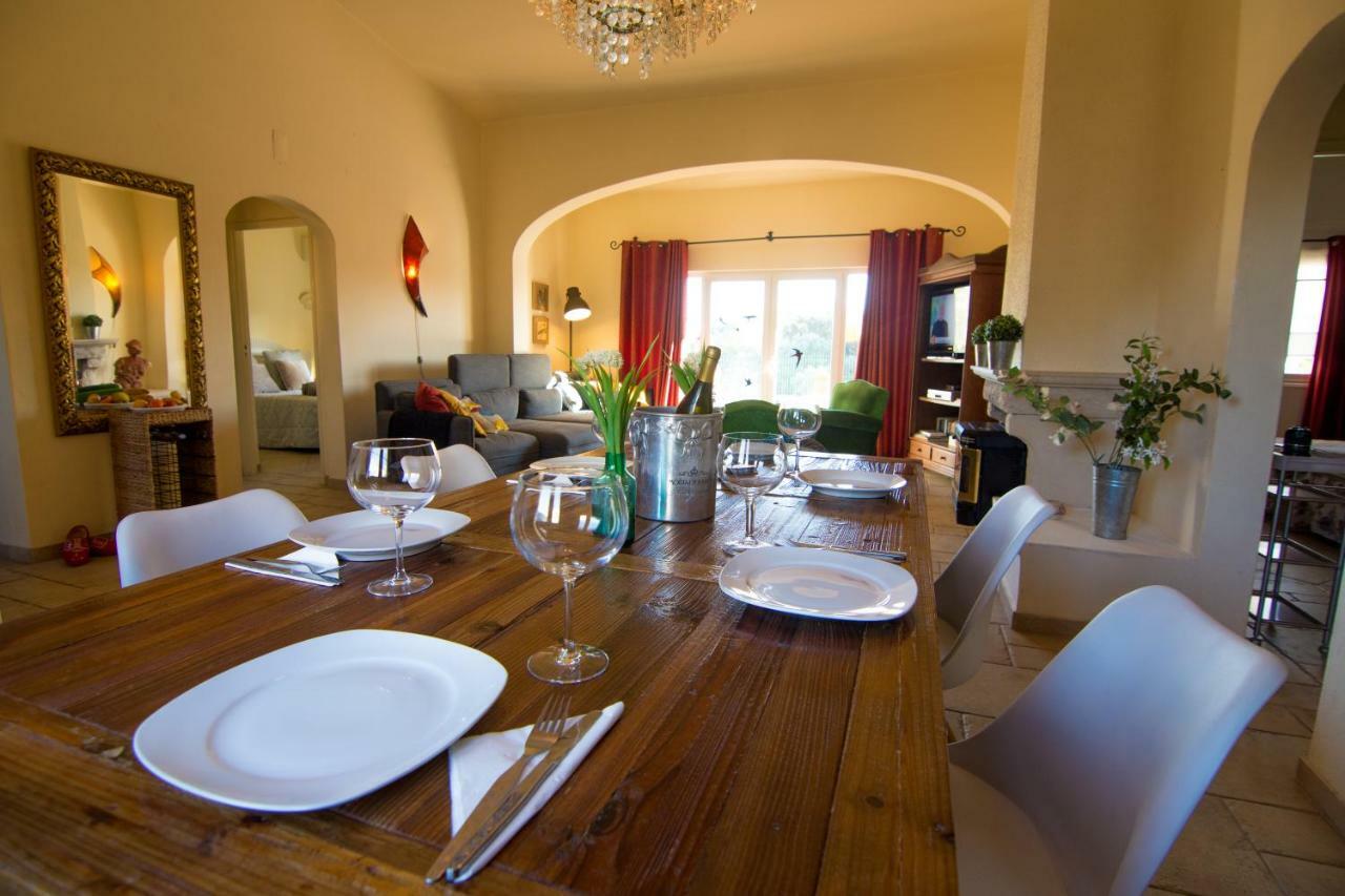 Villa Yvonne,Private Pool,Private Parking 1,7 Km From The Beatch Albufeira Ngoại thất bức ảnh